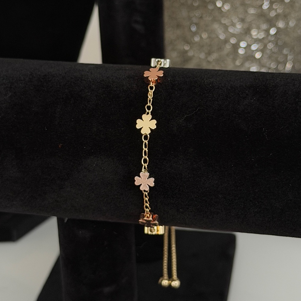 Delicate Tri Color Four-Leaf Clover Gold Chain Bracelet